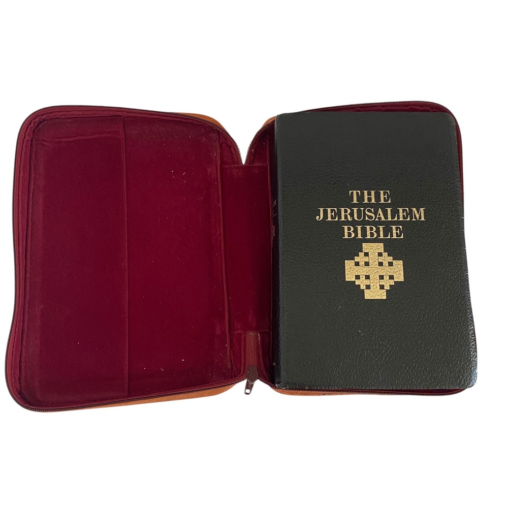 Vintage 1966 The Jerusalem Bible Doubleday Hardcover with Leather Zippered Case